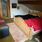 Natternberg Spacious Large Living 4 Bedrooms Garden Quiet Near Lejlighed